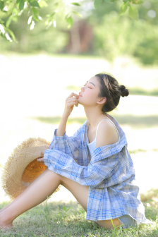 洛奇英雄传女妖爆衣